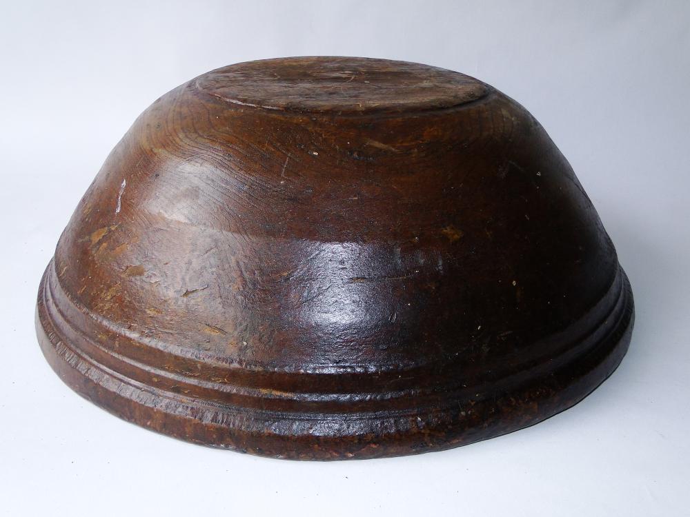 LARGE 19TH C WOOD BOWL (1 of 7)