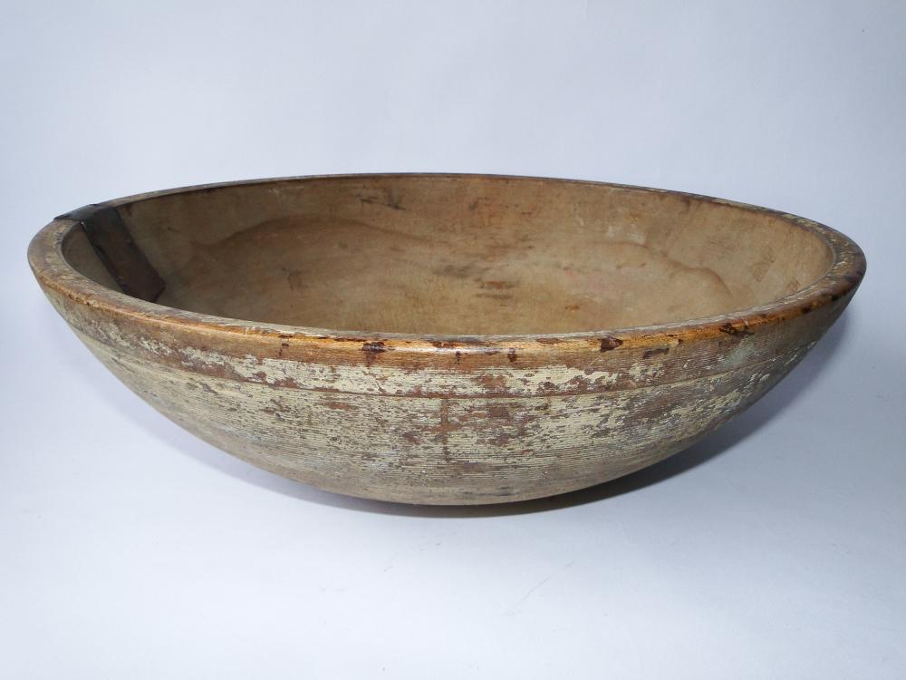 LARGE PAINTED WOOD DOUGH BOWL (1 of 5)