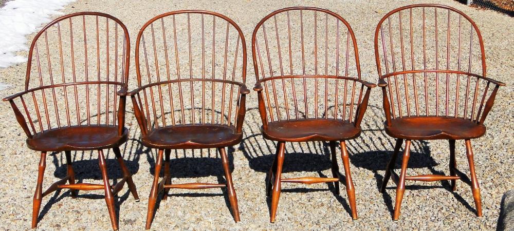 SET FOUR EARLY WINDSOR ARM CHAIRS (1 of 7)