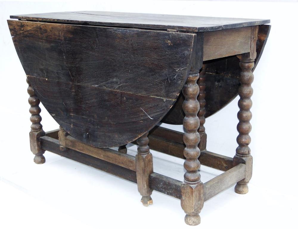 18TH C OAK GATELEG TABLE (1 of 3)