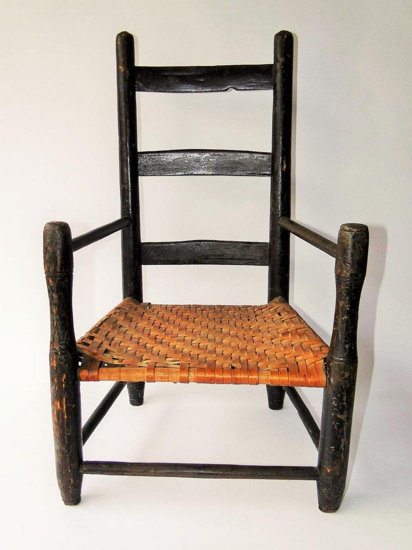 18TH C CHILD'S LADDERBACK CHAIR (1 of 3)