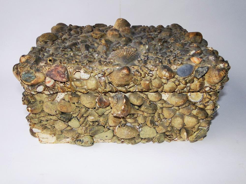 19TH C SAILOR MADE SHELL BOX (1 of 5)