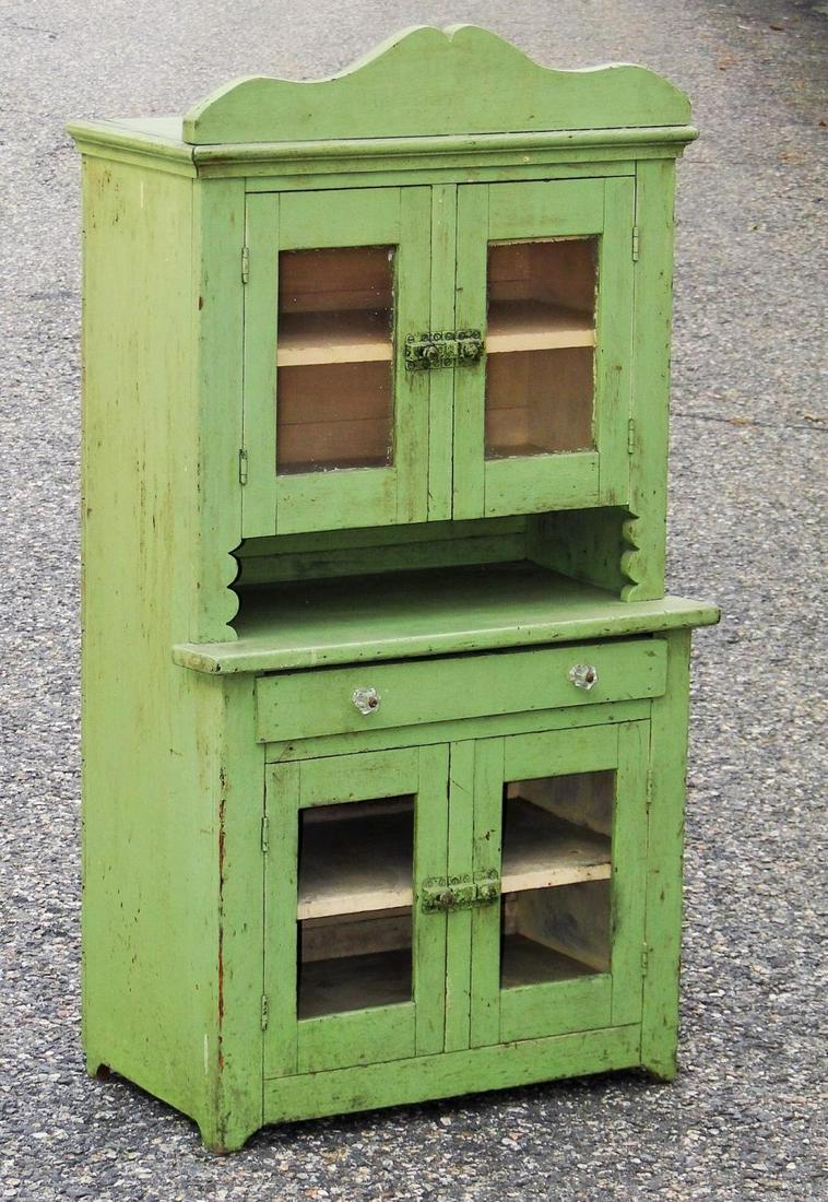 CHILD'S SIZE PAINTED STEPBACK CUPBOARD (1 of 4)