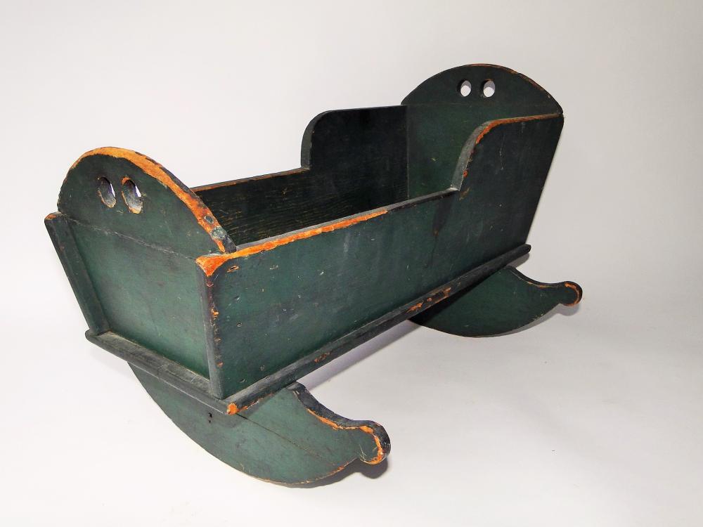 18TH C PAINTED DOLL CRADLE (1 of 3)