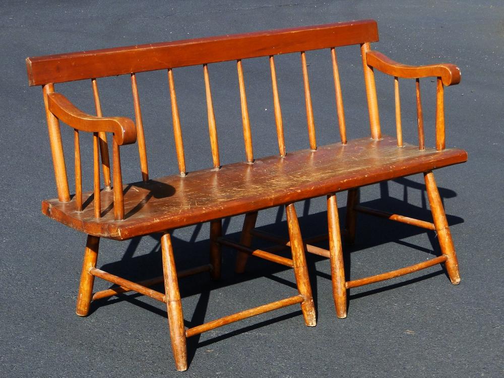 COUNTRY WINDSOR SETTEE: COUNTRY WINDSOR SETTEE, CT., CIRCA 1800-1820, OLD MELLOW SURFACE, 49 X 16 SEAT
