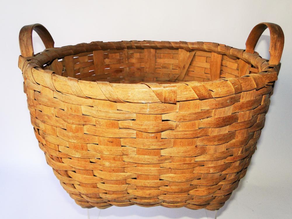 SPLINT WOVEN "CAT'S HEAD" BASKET (1 of 3)