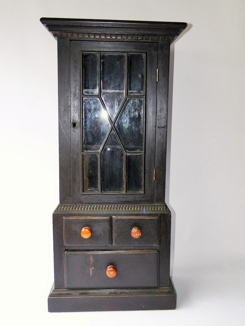 19TH C CHILD'S SIZE STEPBACK CUPBOARD (1 of 5)