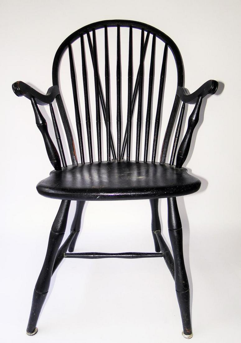 19TH C RHODE ISLAND BRACEBACK WINDSOR CHAIR (1 of 3)