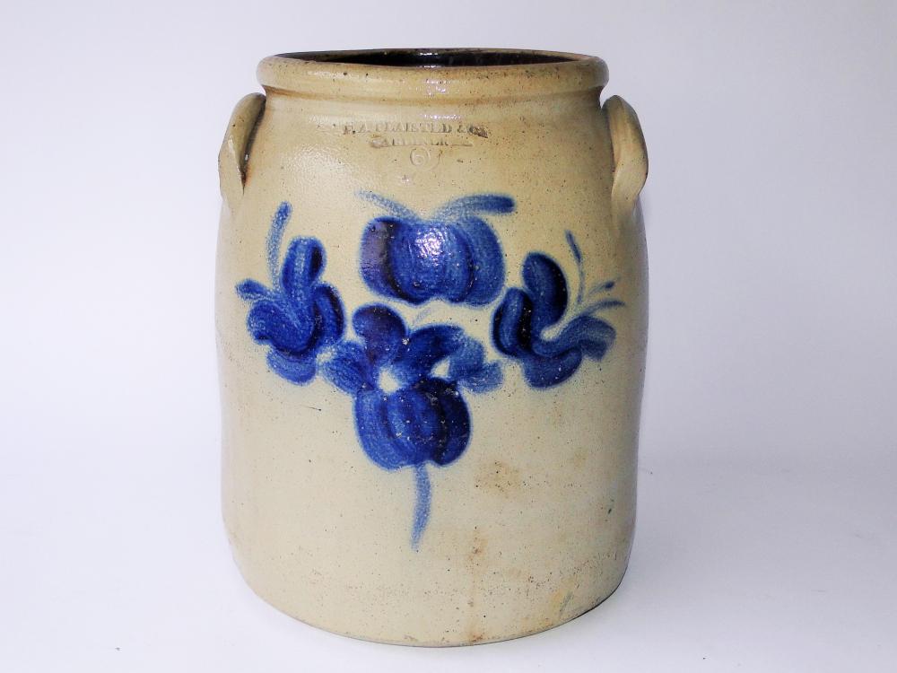 19TH C BLUE DECORATED STONEWARE CROCK (1 of 3)