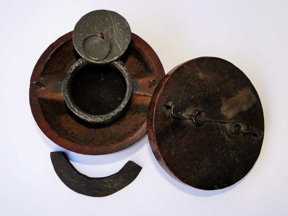 RARE HARDWOOD TINDER BOX WITH ORIGINAL CONTENTS: RARE HARDWOOD TINDER BOX WITH ORIGINAL CONTENTS, SOAPSTONE INSERT, IRON STRIKER, 4"