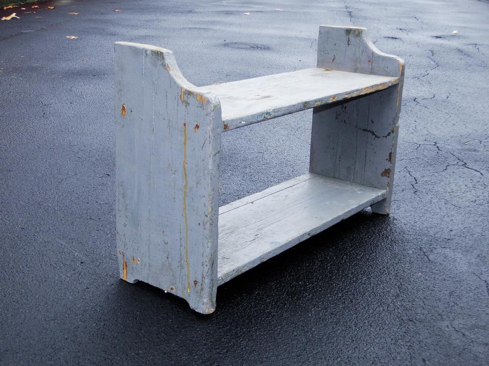19TH C PAINTED BUCKET BENCH (1 of 2)