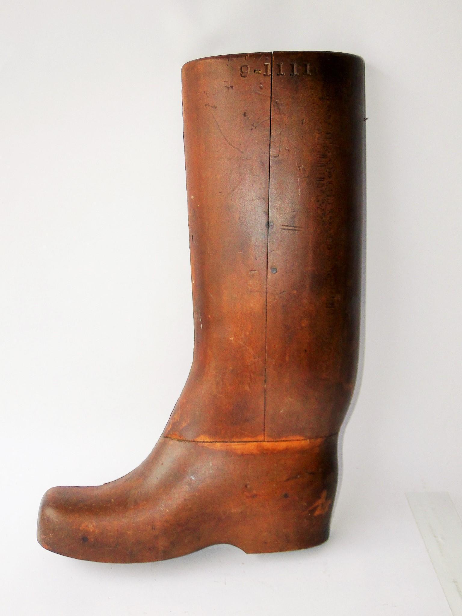 19TH C HORSE RIDING BOOT TRADE SIGN, 20 X 12 (1 of 4)