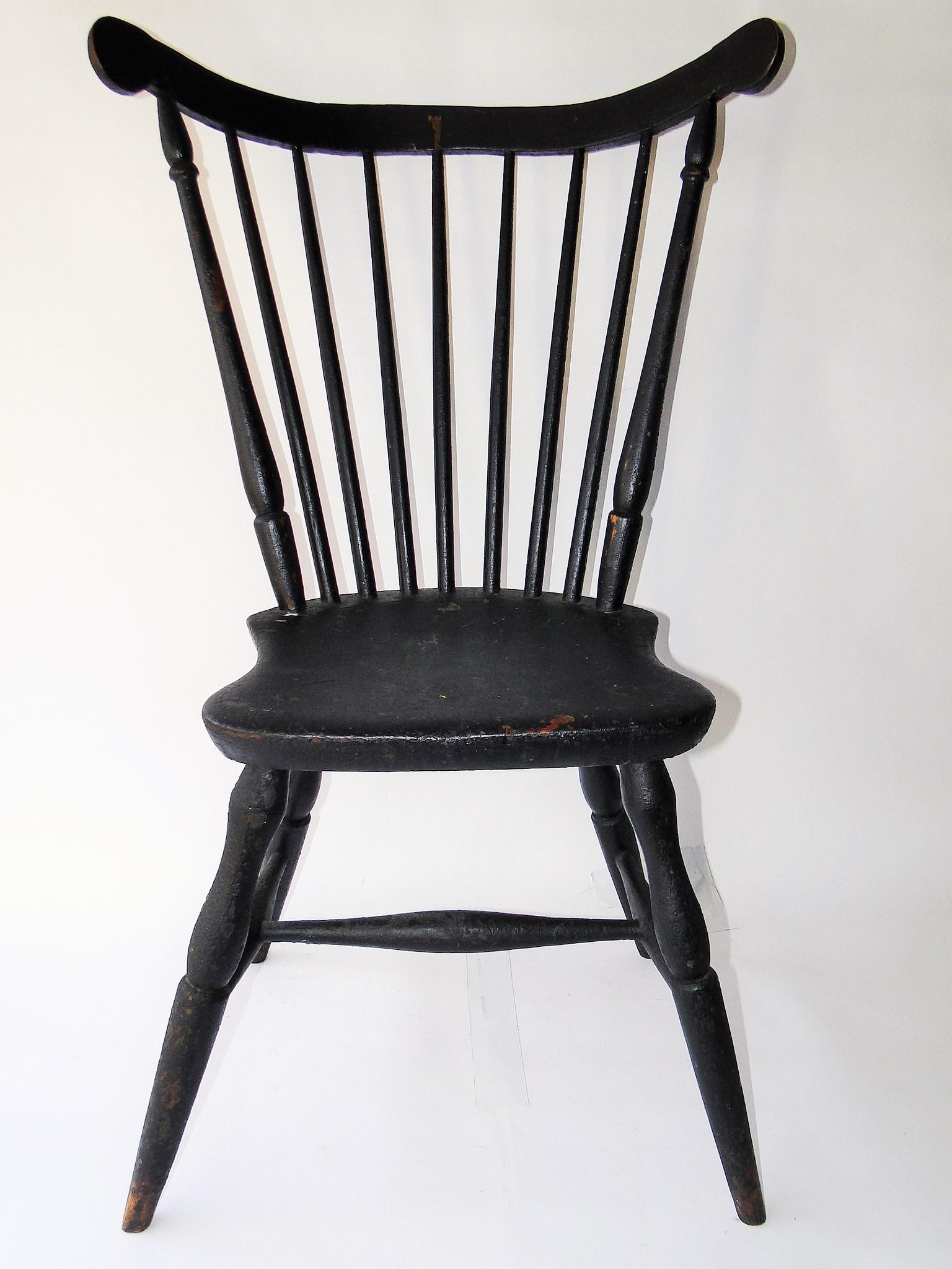 CIRCA 1780 CONNECTICUT FANBACK WINDSOR SIDE CHAIR, OLD (1 of 6)