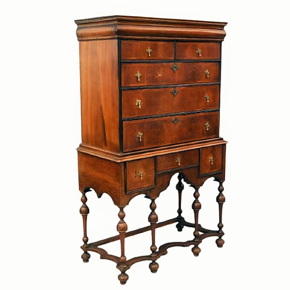 CIRCA 1690-1710 WILLIAM AND MARY VENEERED HIGHBOY, OLD: CIRCA 1690-1710 WILLIAM AND MARY VENEERED HIGHBOY, OLD COLOR, BOSTON, MA. OLD RESTORATIONS, READY FOR USE, 66 X 36 X 17.5