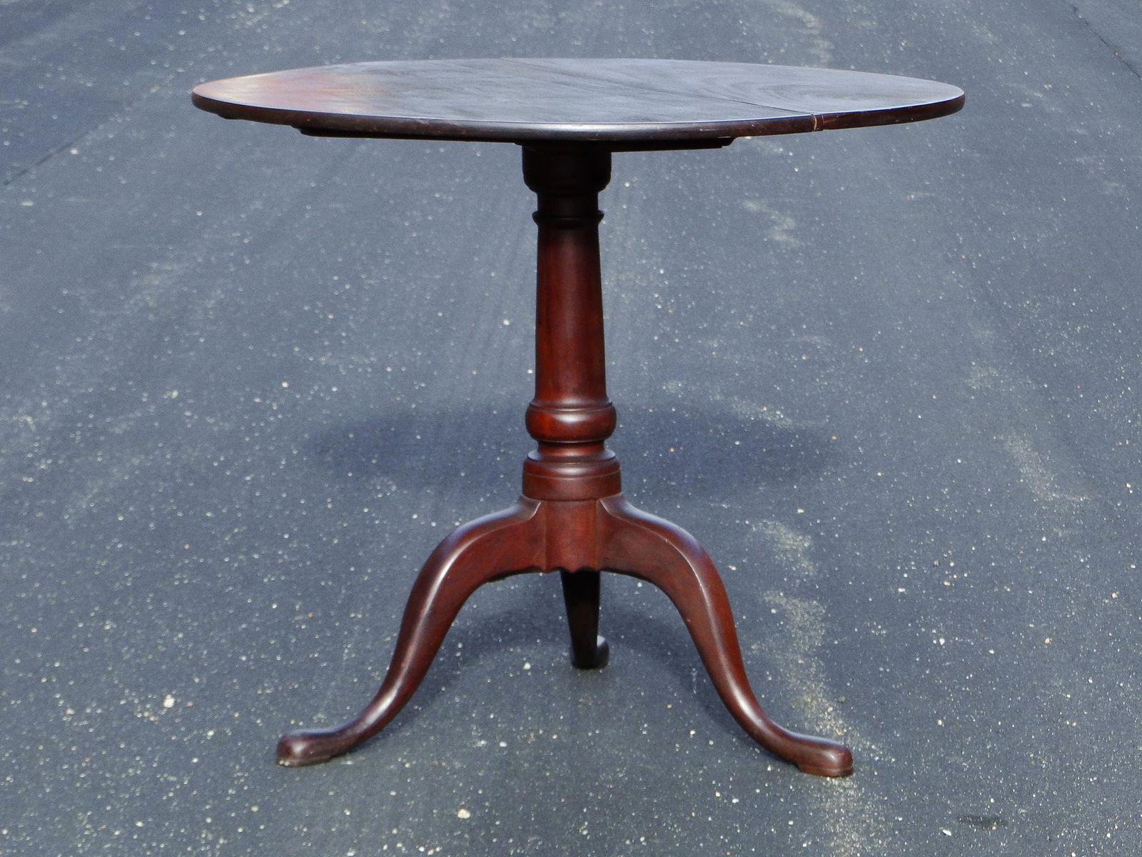 RARE NEWPORT RI TILT TOP TEA TABLE, "GODDARD SCHOOL", (1 of 5)