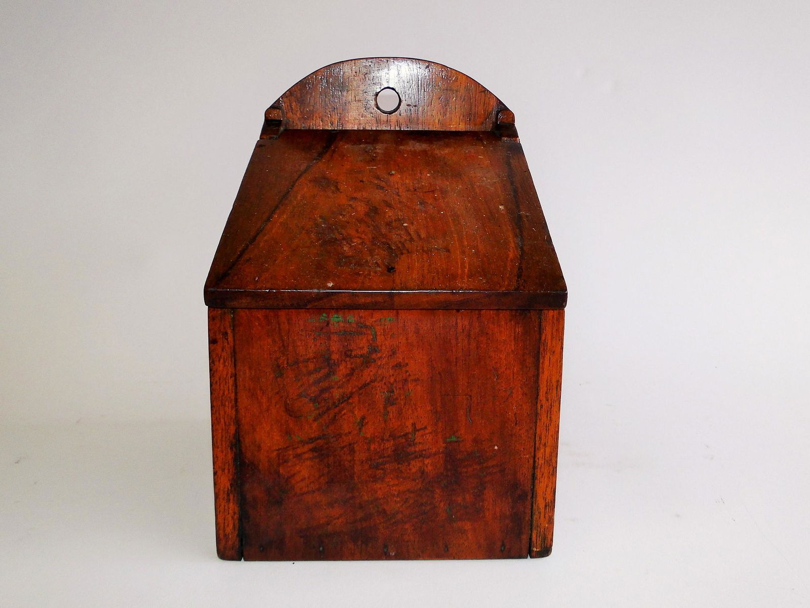 EARLY NEW ENGLAND HANGING SALT BOX, LIFT LID, 5 X 8 (1 of 4)