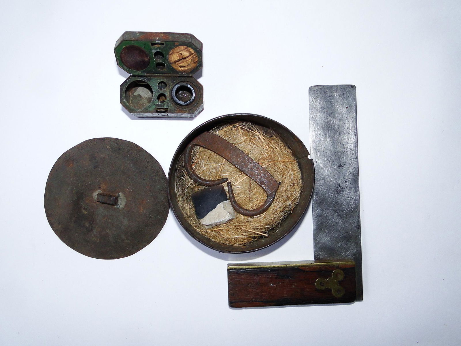 GROUPING OF TIN ITEMS, 18TH C SHEET IRON TINDER BOX (1 of 2)