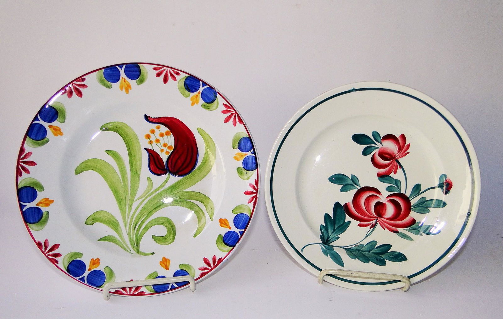 TWO HAND PAINTED PLATES, 6', 8" (1 of 2)