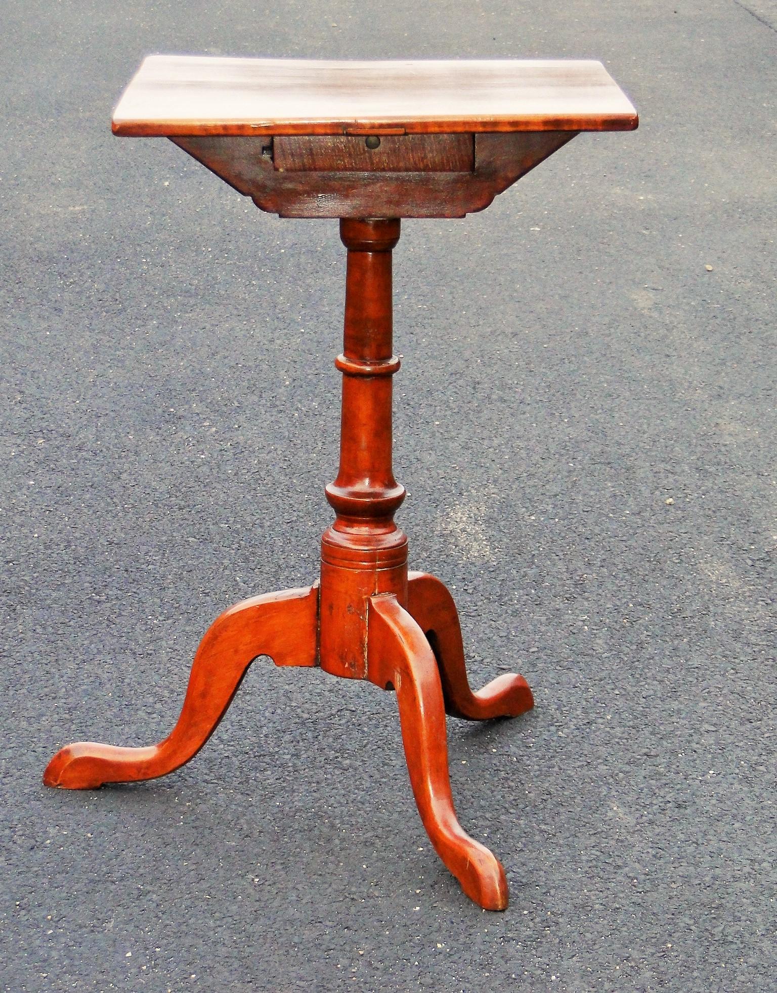 18TH CENTURY QUEEN ANNE CANDLESTAND, CHERRY WOOD, (1 of 5)