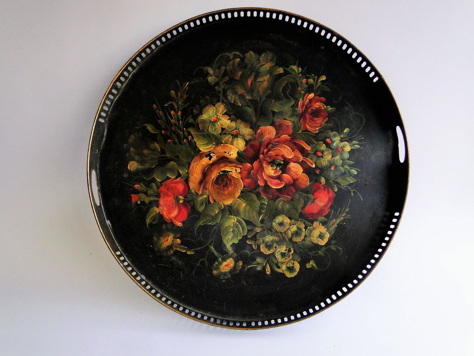 LARGE 19TH C DECORATIVE TRAY, 24" (1 of 4)