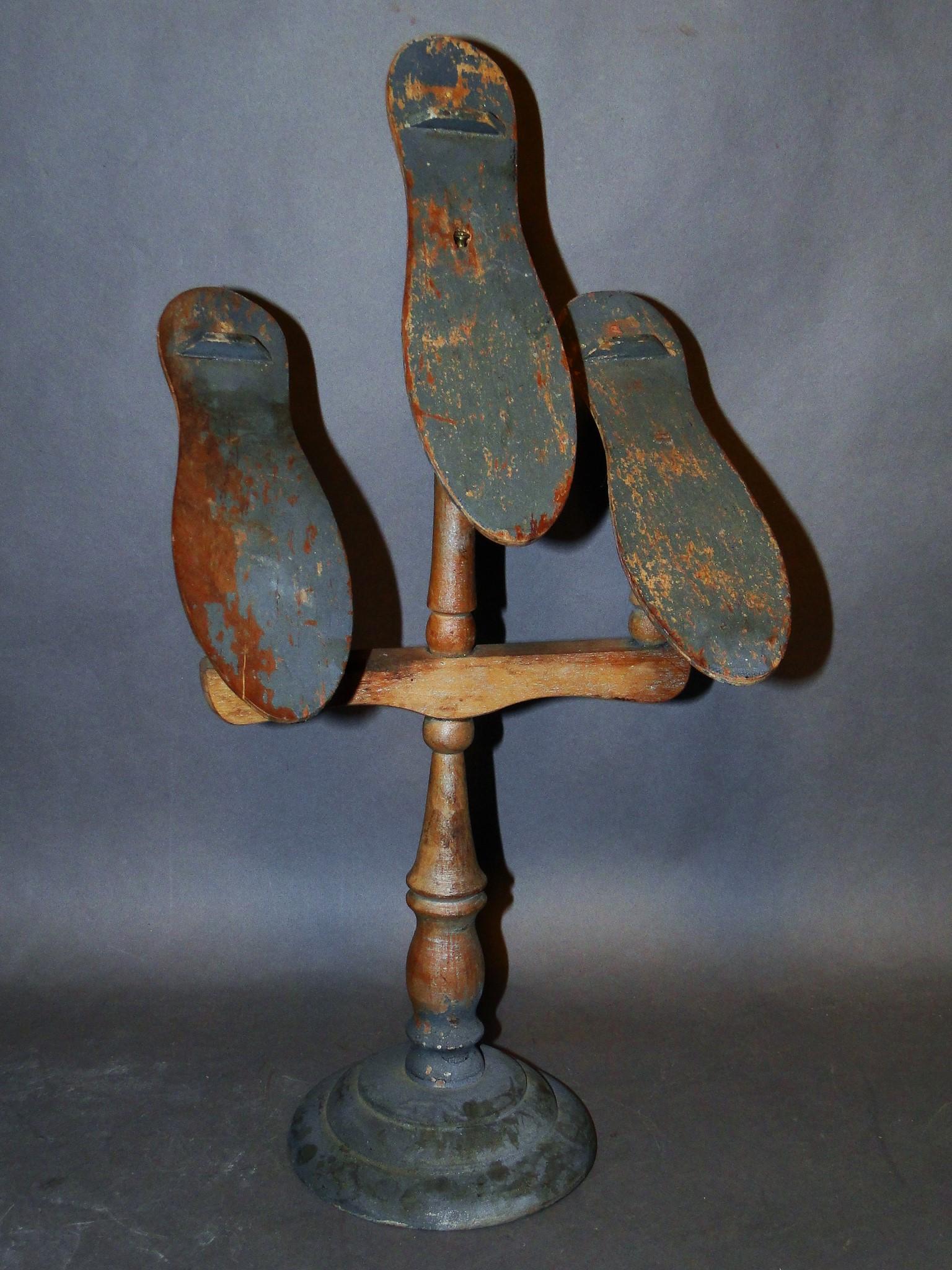 ANTIQUE COUNTRY STORE SHOE DISPLAY, COUNTER TOP SIZE, 9 (1 of 2)