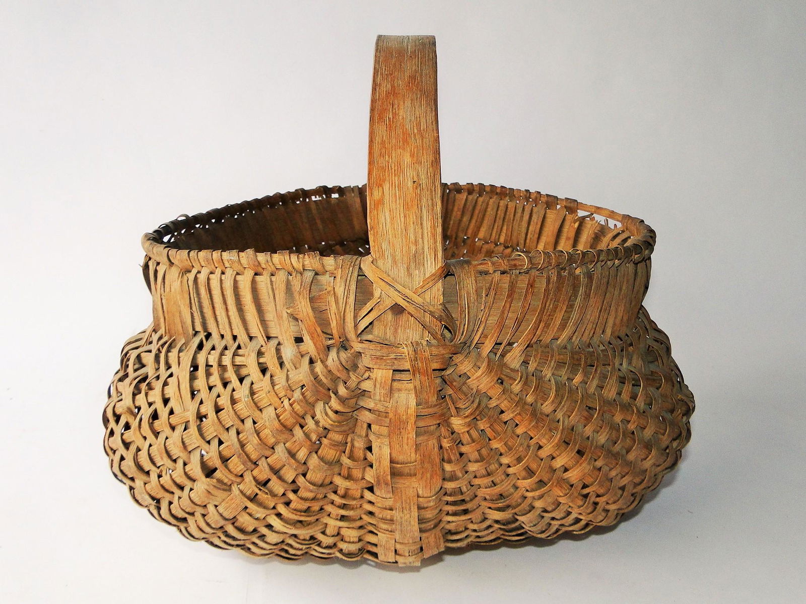 LARGE 19TH C MELON BASKET, NICE COLOR, SOLID, 9 X 16 (1 of 4)