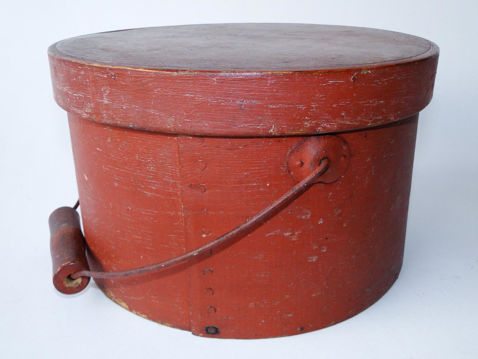 RED PAINTED BALE HANDLED PANTRY BOX (1 of 4)