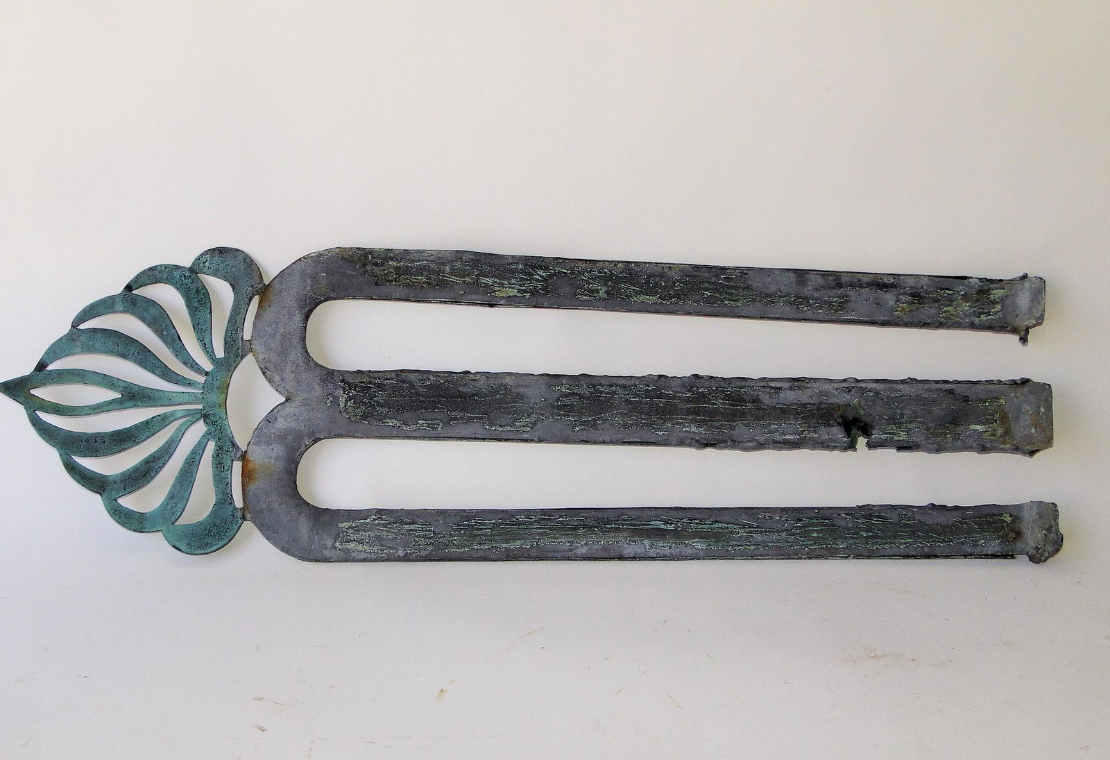 EARLY BANNERETTE WEATHERVANE (1 of 4)