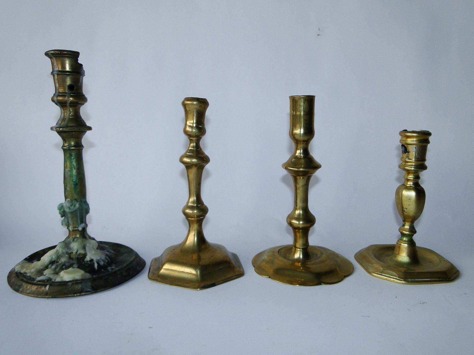 GROUPING OF EARLY 17TH, 18TH C CANDLESTICKS (1 of 2)