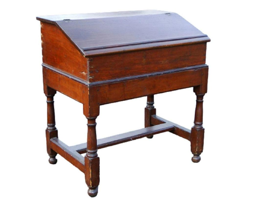 PILGRIM CENTURY PA DESK ON FRAME (1 of 8)