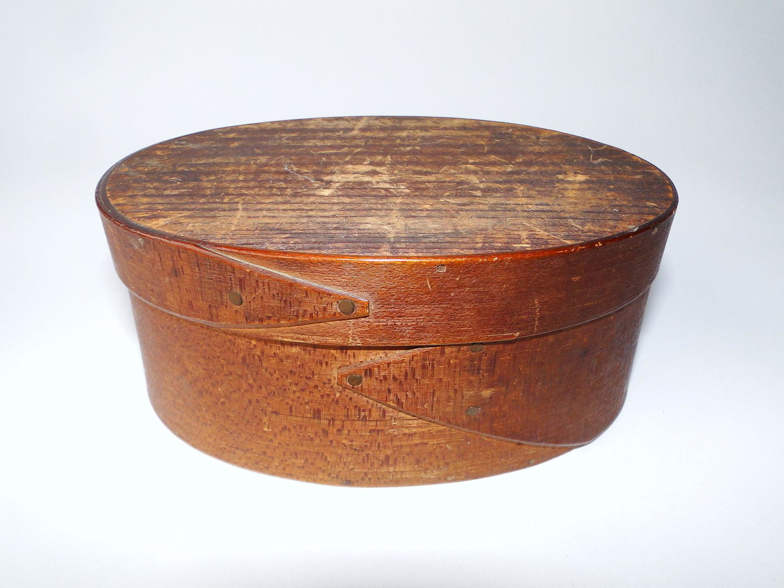 19TH C OVAL FINGERED PANTRY BOX (1 of 2)