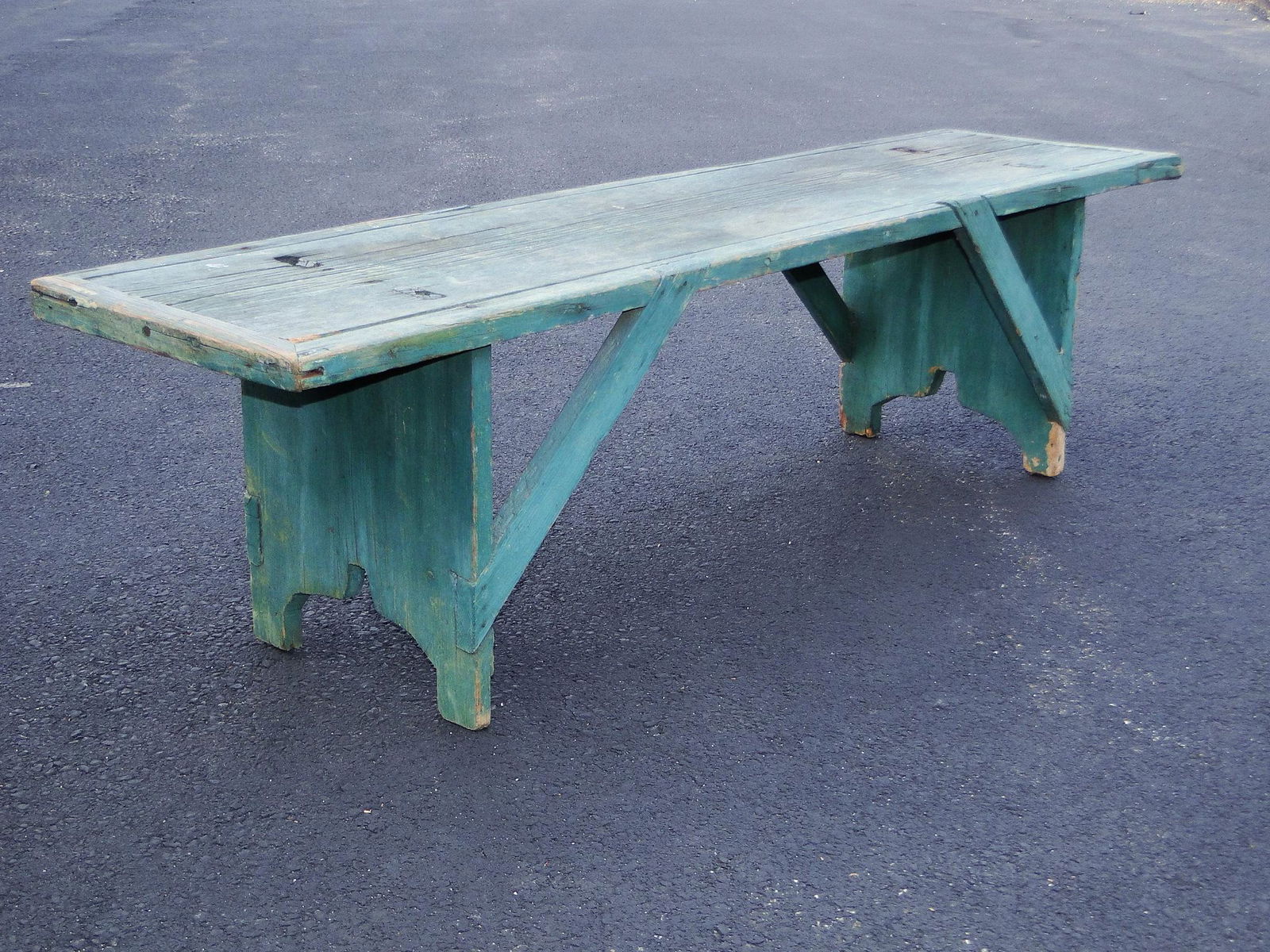 PRIMITIVE BLUE PAINTED BUCKET BENCH (1 of 4)
