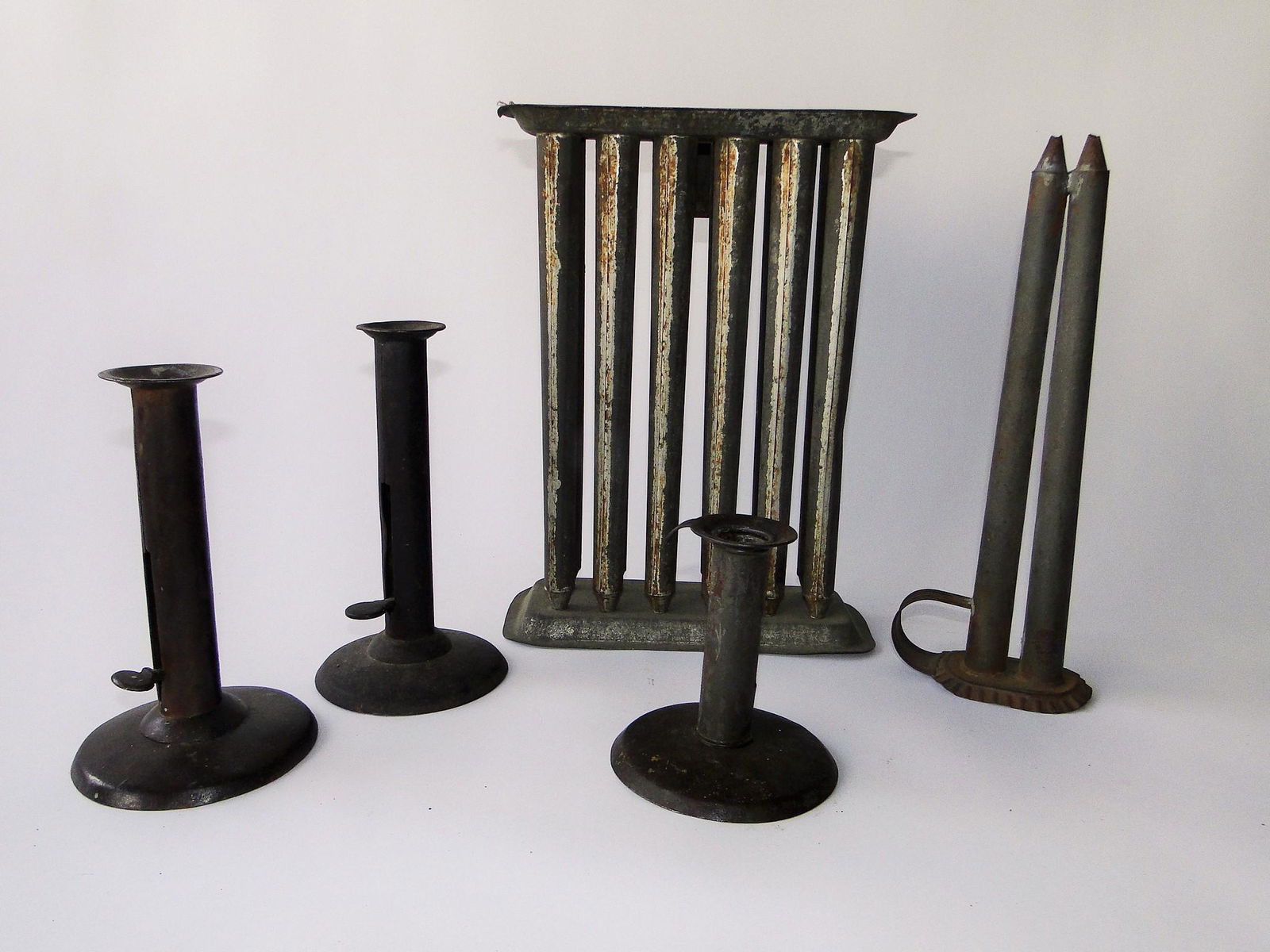 GROUPING OF CANDLE MOLDS, HOGSCAPER CANDLESTICKS (1 of 2)
