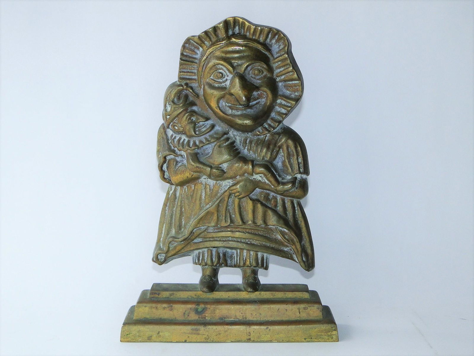 BRONZE PUNCH AND JUDY DOORSTOP (1 of 2)