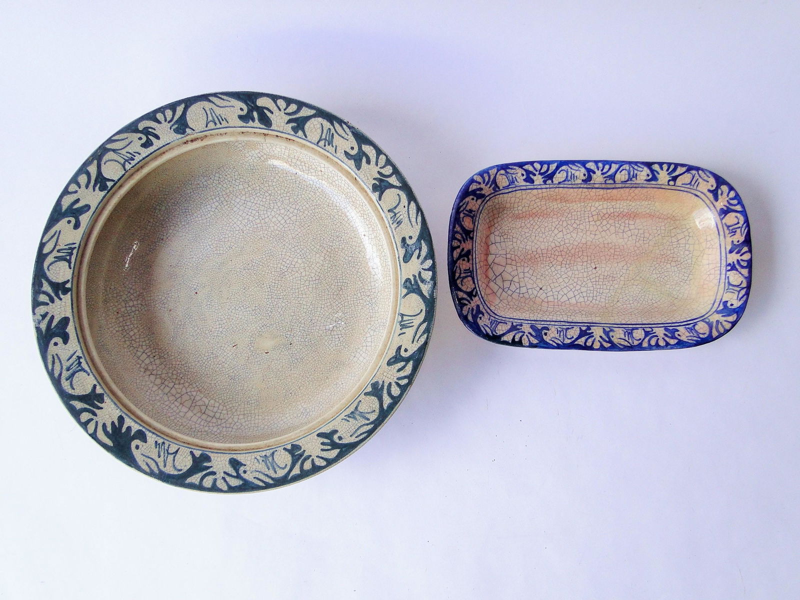 TWO DEDHAM POTTERY ITEMS (1 of 3)