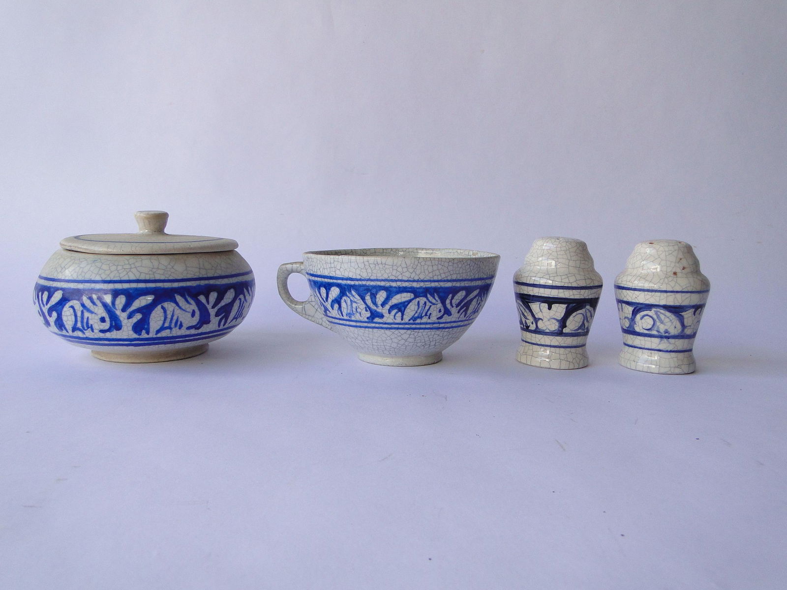 GROUPING OF DEDHAM POTTERY (1 of 2)