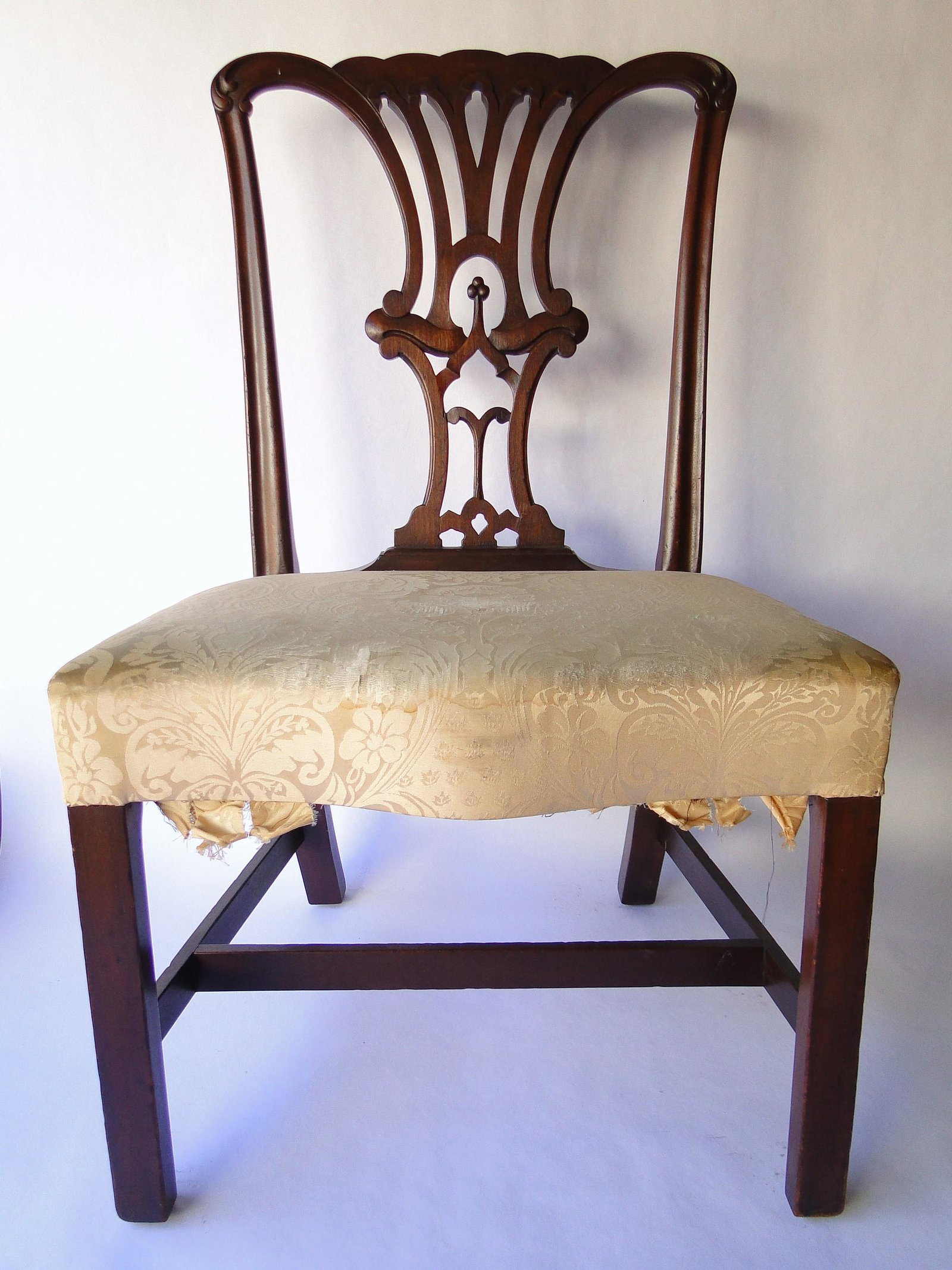 18TH C CHIPPENDALE DINING CHAIR: 18TH C CHIPPENDALE DINING CHAIR, 39 X 19 SEAT