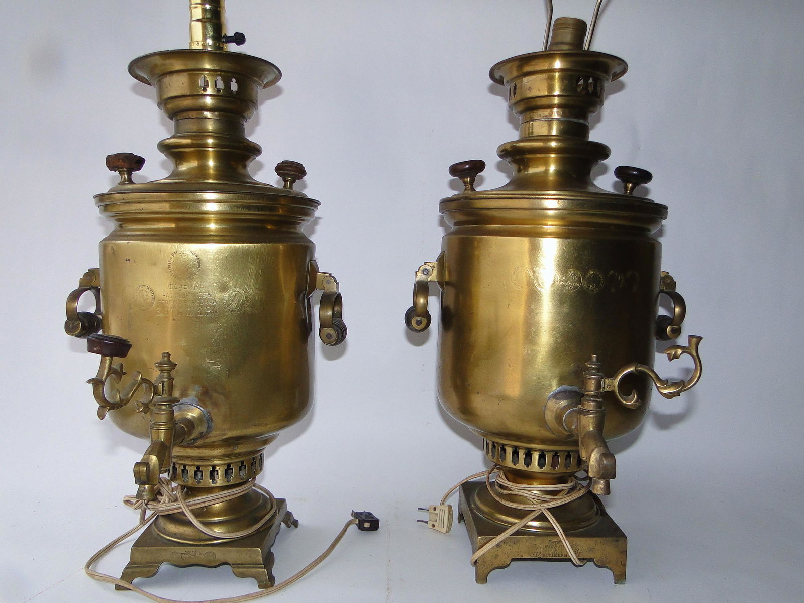 TWO RUSSIAN BRASS SAMOVARS (1 of 4)