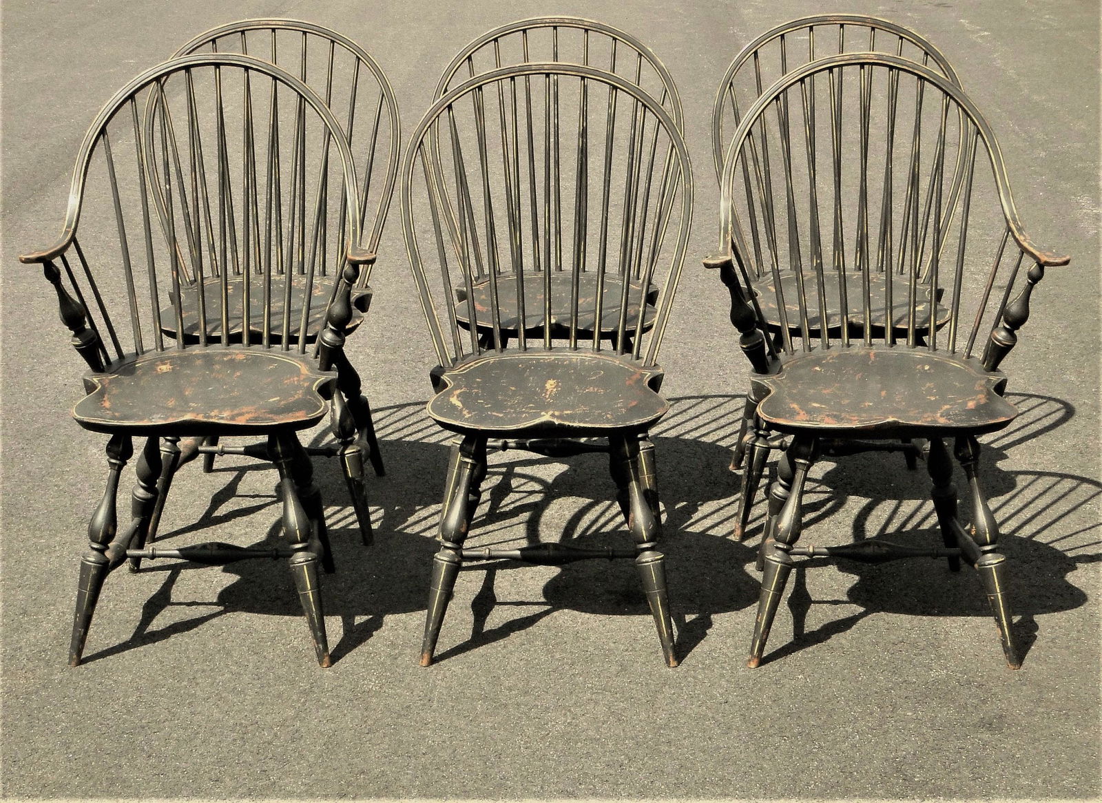 SET OF SIX HOOP BACK WINDSOR CHAIRS (1 of 2)