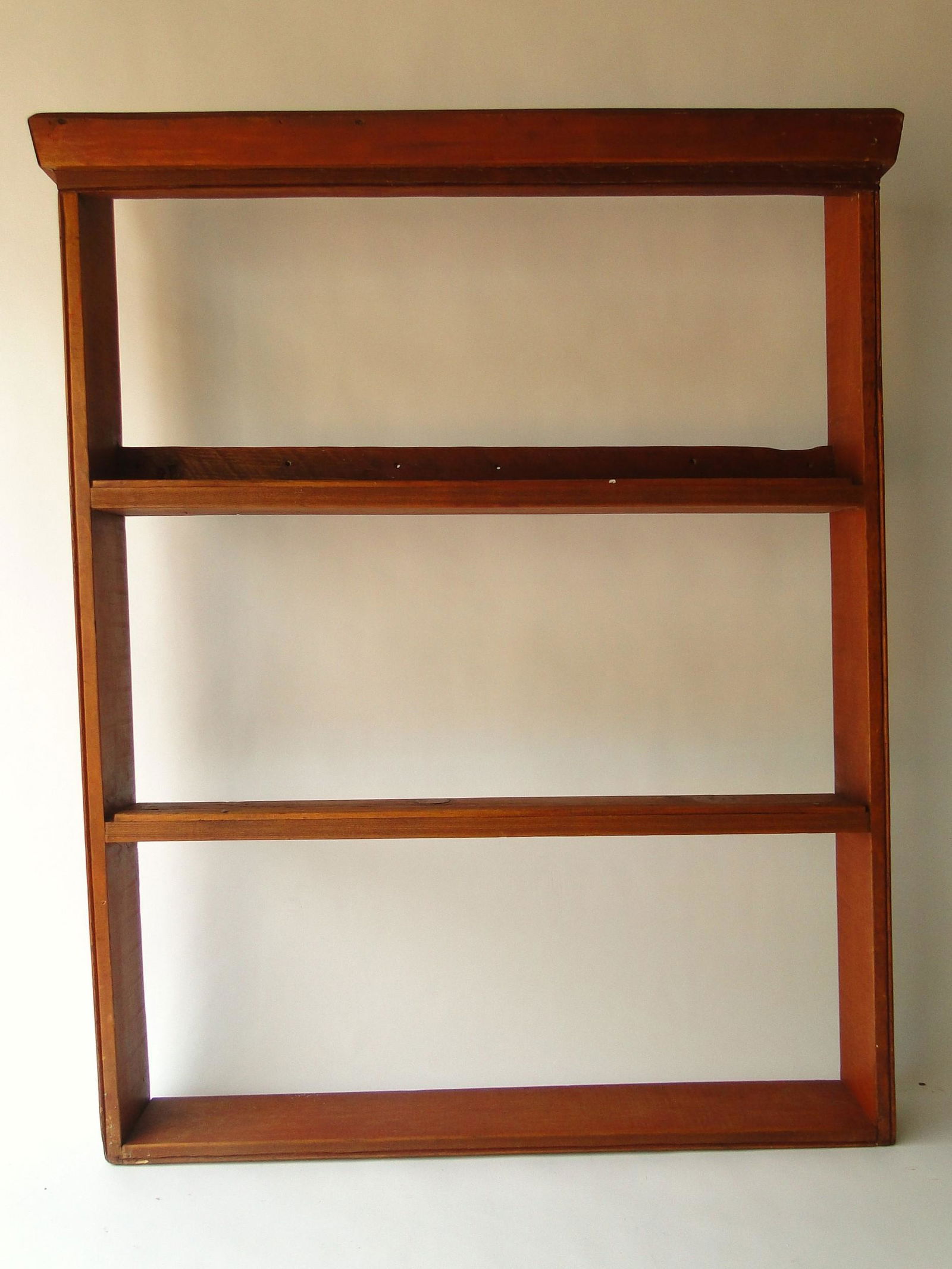 18TH C HANGING PEWTER CUPBOARD (1 of 3)