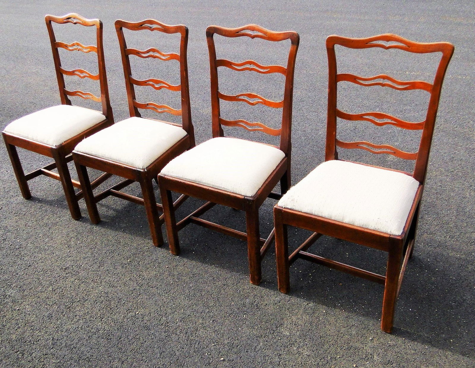 SET OF RIBBONBACK CHAIRS (1 of 3)