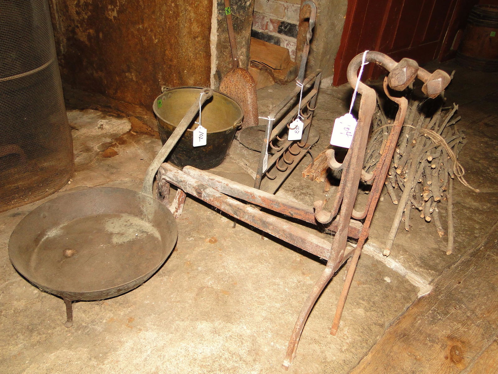 PAIR GOOSENECK ANDIRONS: PAIR GOOSENECK ANDIRONS