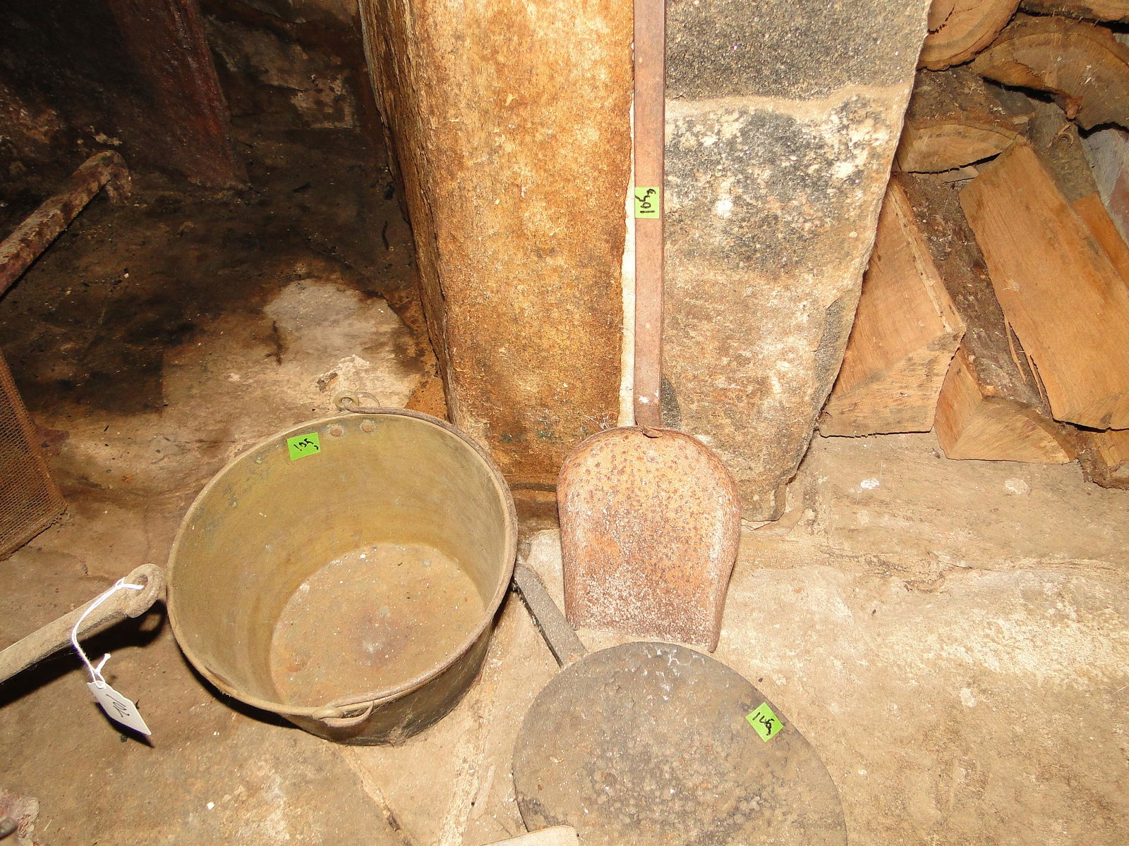 GROUPING FIREPLACE ITEMS (1 of 1)