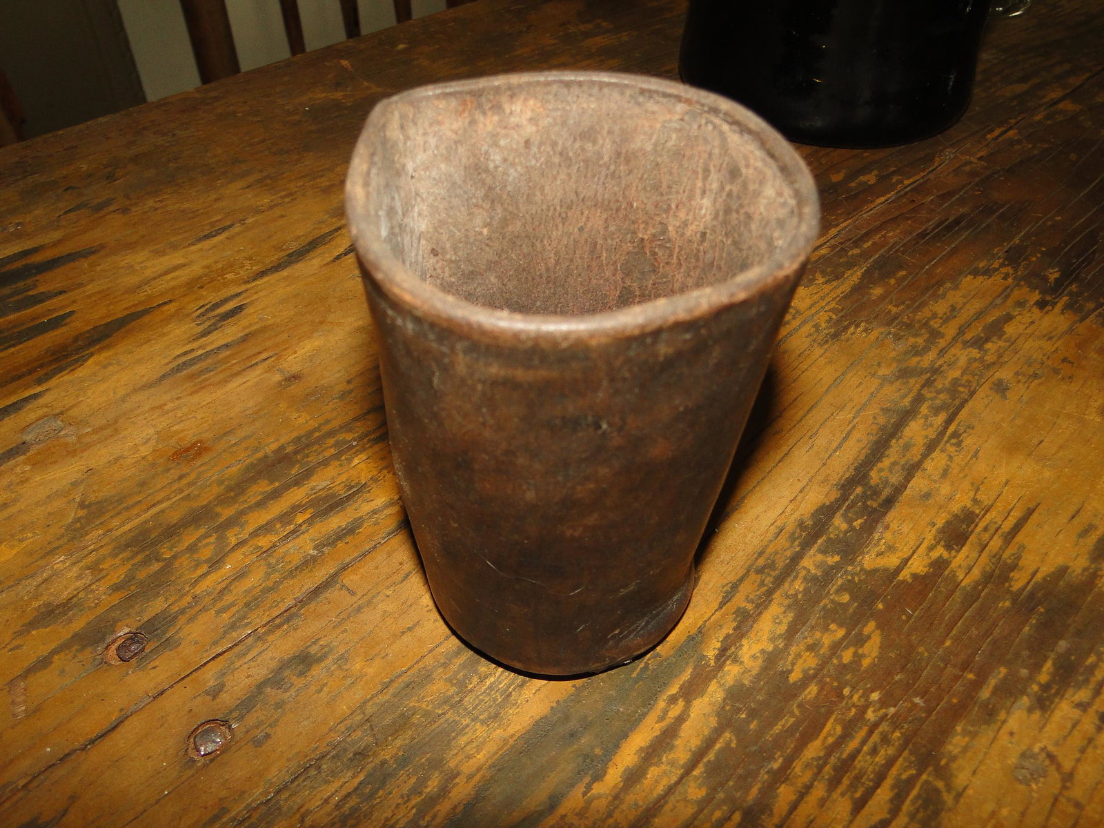 EARLY LEATHER HAND SEWN CUP: EARLY LEATHER HAND SEWN CUP, 4"