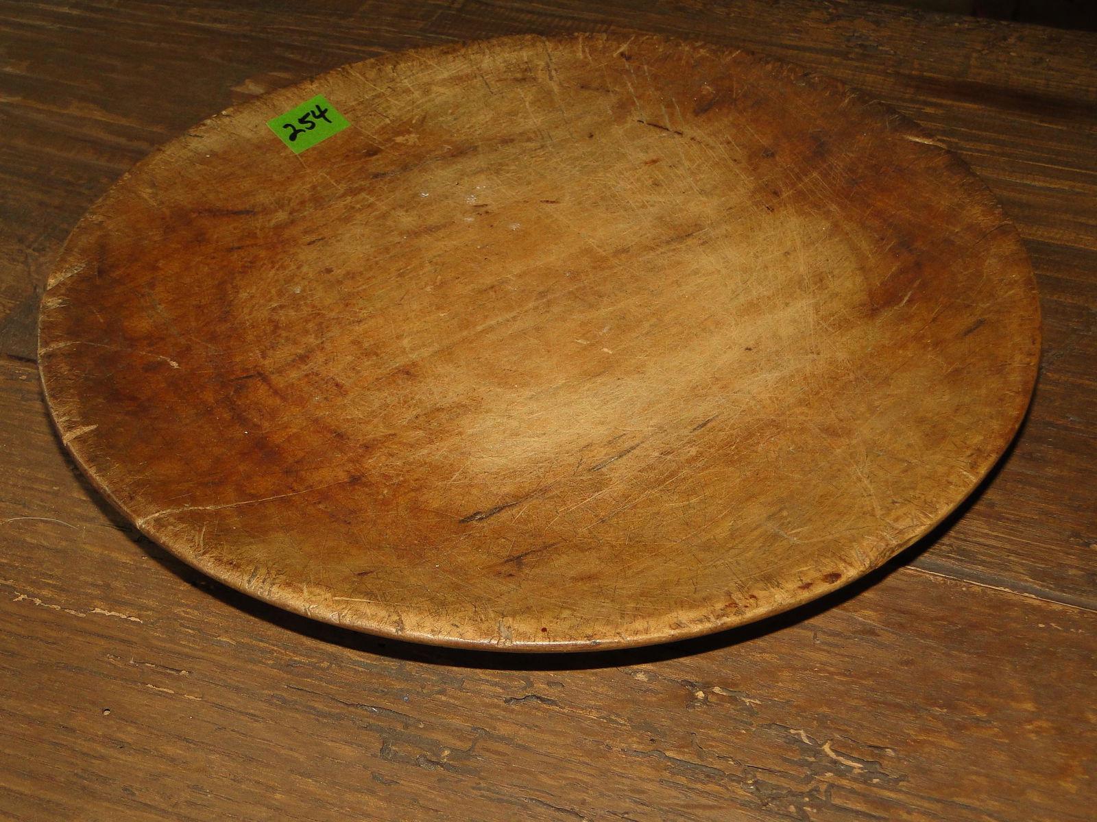 PRIMITIVE TREEN PLATE (1 of 2)