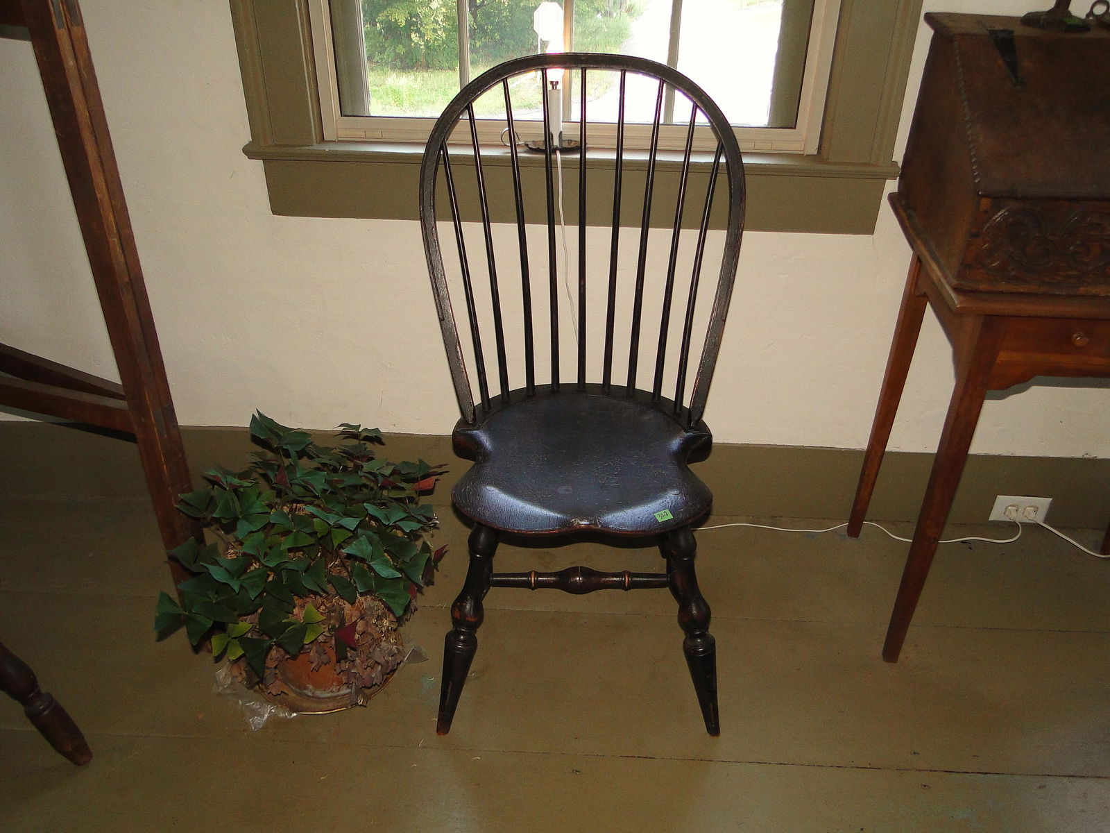 EARLY BOW BACK WINDSOR CHAIR (1 of 1)