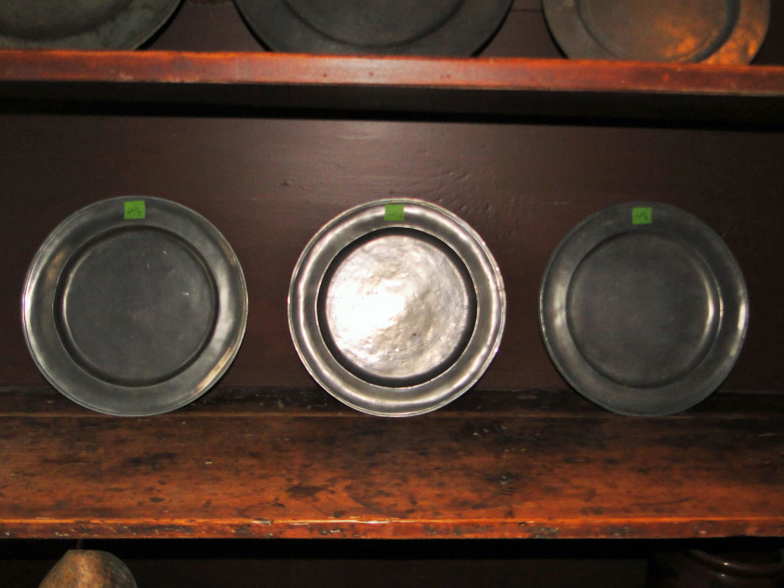 THREE 18TH C PEWTER PLATES (1 of 1)