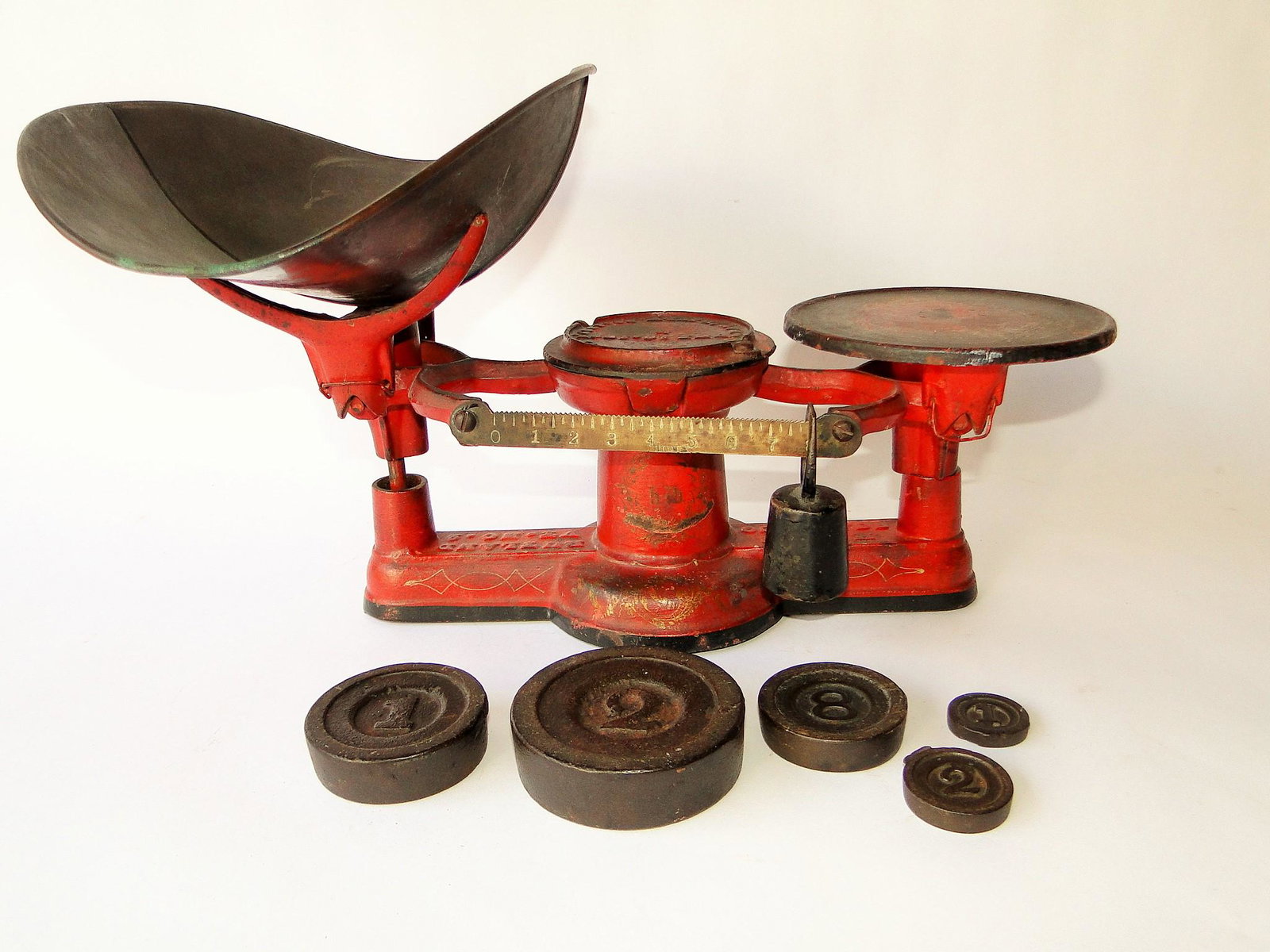 HOWE BALANCE SCALE PAT. 1867: HOWE BALANCE SCALE PAT. 1867, ORIGINAL PAINT AND DECAL