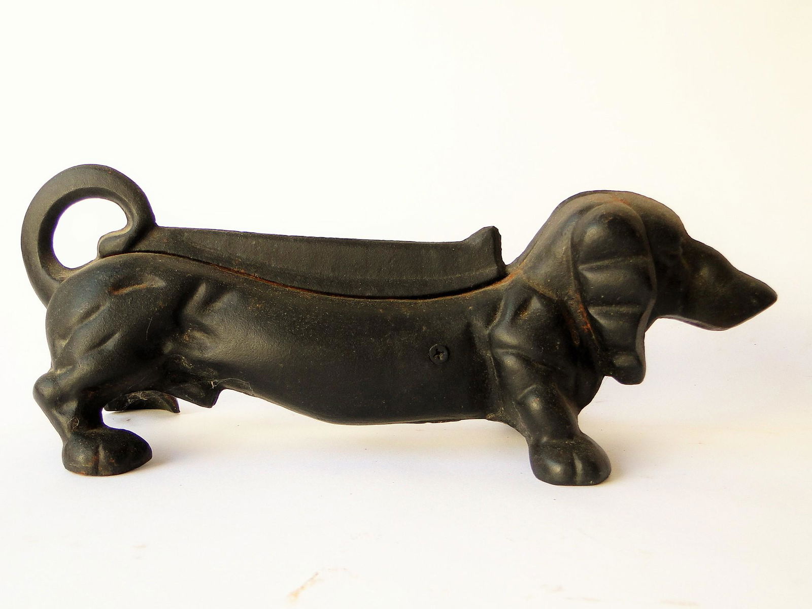 DACHSHUND DOG IRON BOOT SCRAPER (1 of 2)