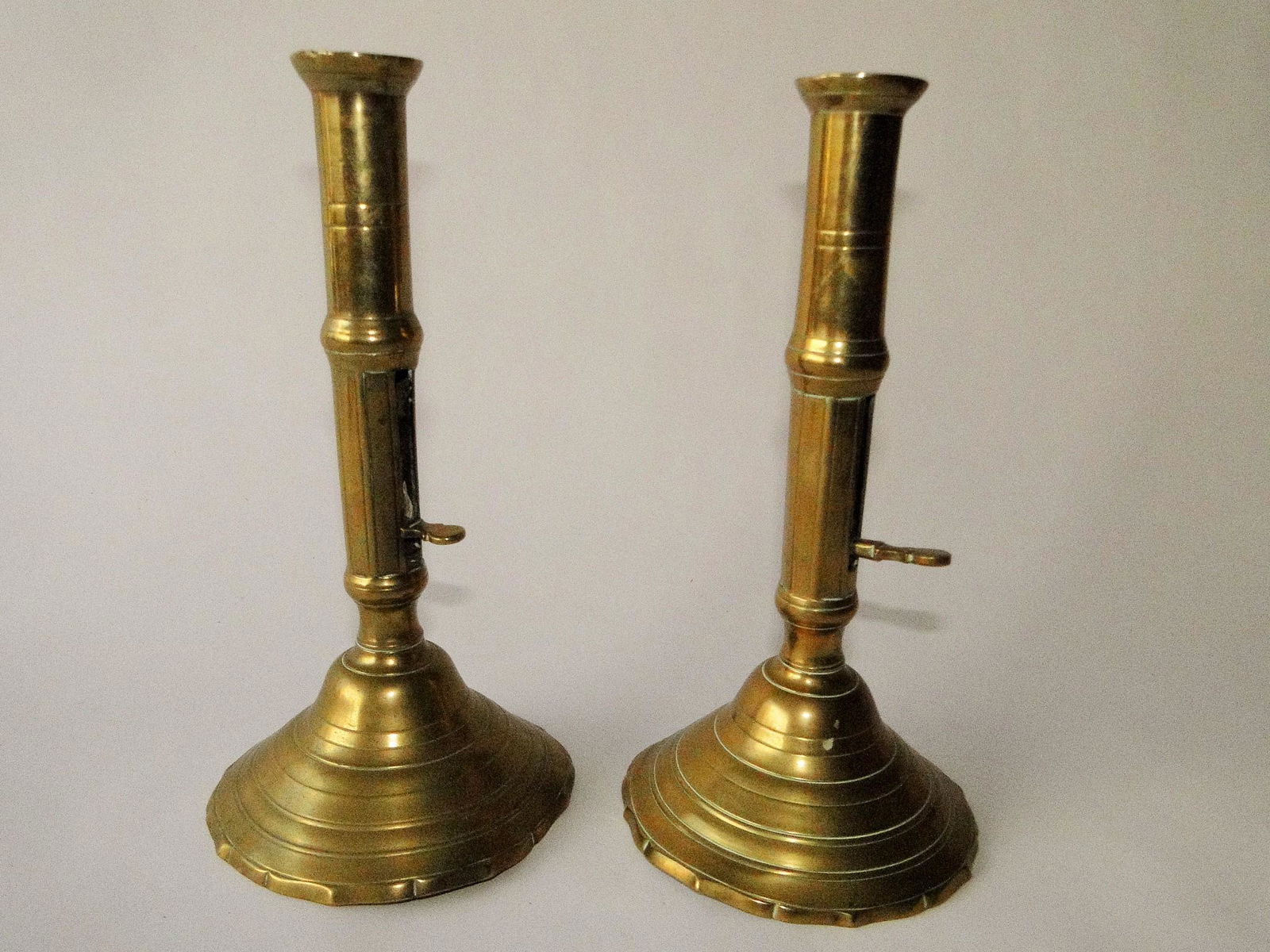 PAIR 18TH C ENGLISH QUEEN ANNE BRASS CANDLESTICKS (1 of 2)